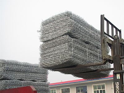 如何選擇適合的格賓石籠規格？